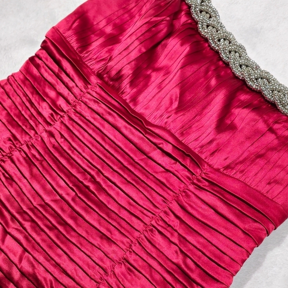 Bebe ✦ Red Satin One-Shoulder Top ✦ Braided Beaded Strap Ruched Bodice M EUC - Picture 11 of 16